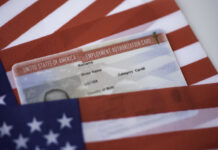 અમેરિકામાં નવો નિયમ, વર્ક પરમિટનું ઓટોમેટિક એક્સટેન્શનને બંધ કરાયું