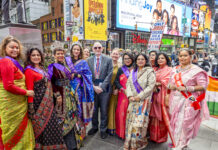 ટાઇમ્સ સ્ક્વેરમાં ‘સાડી ગોઝ ગ્લોબલ’ ઇવેન્ટમાં વારસા અને સશક્તિકરણની ઉજવણી