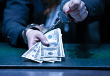 અમેરિકામાં ગેરકાયદે પ્રવેશતા પકડાયેલા પાસેથી $5,000 દંડ વસૂલાશે