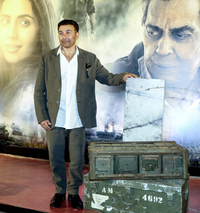 ફિલ્મ રીવ્યુ સ્વ. પીઢ અભિનેતા ધર્મેન્દ્રની અંતિમ ફિલ્મ- ‘ઇક્કીસ’ ઇક્કીસ’