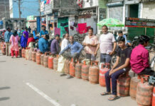 ગુજરાતમાં કેટલાંક ક્ષેત્રમાં કોમર્શિયલ LPG સપ્લાયની મર્યાદા લદાઈ