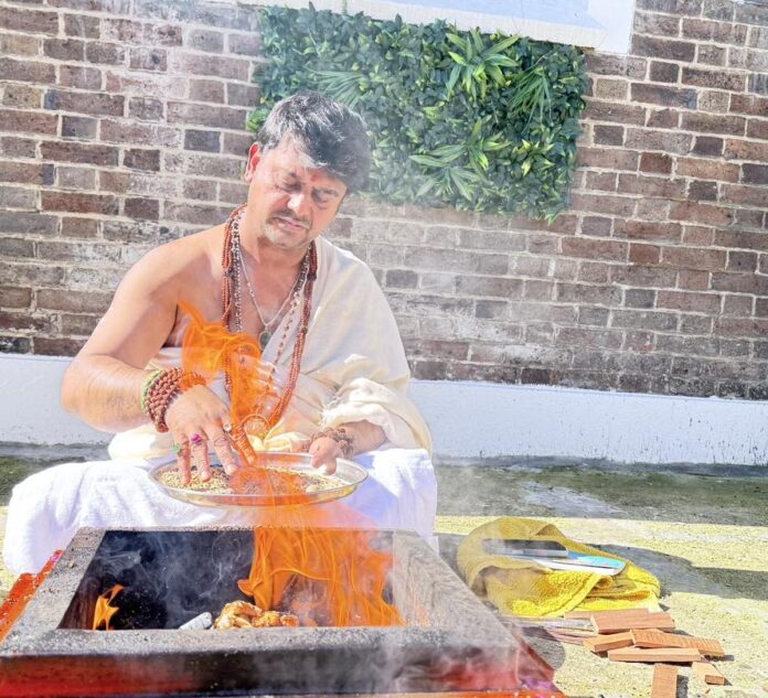 સિદ્ધાશ્રમ ખાતે આધ્યાત્મિક ઉત્સાહ સાથે વાઇબ્રન્ટ ચૈત્રી નવરાત્રીની ઉજવણી સિદ્ધાશ્રમ