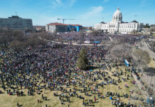 ટ્રમ્પ વિરુદ્ધ અમેરિકા, યુરોપમાં લાખો લોકોની ‘નો કિંગ્સ’ રેલી