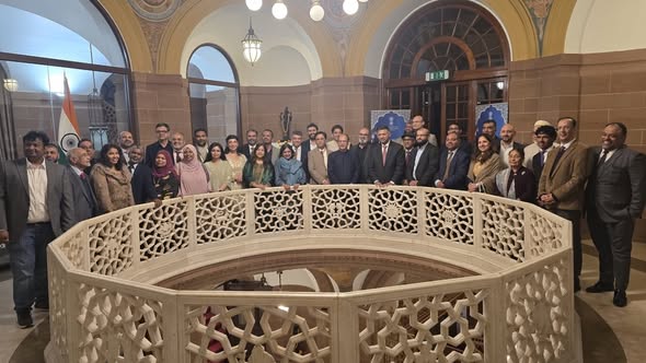 લંડનના ઈન્ડિયા હાઉસમાં સહિયારા સંબંધોની ઉજવણી સાથે વાઇબ્રન્ટ ઈદ મિલનનું આયોજન કરાયું લંડન